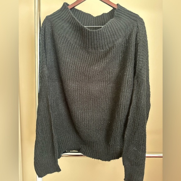 Women’s Black Light Knit Sweater - Picture 2 of 4